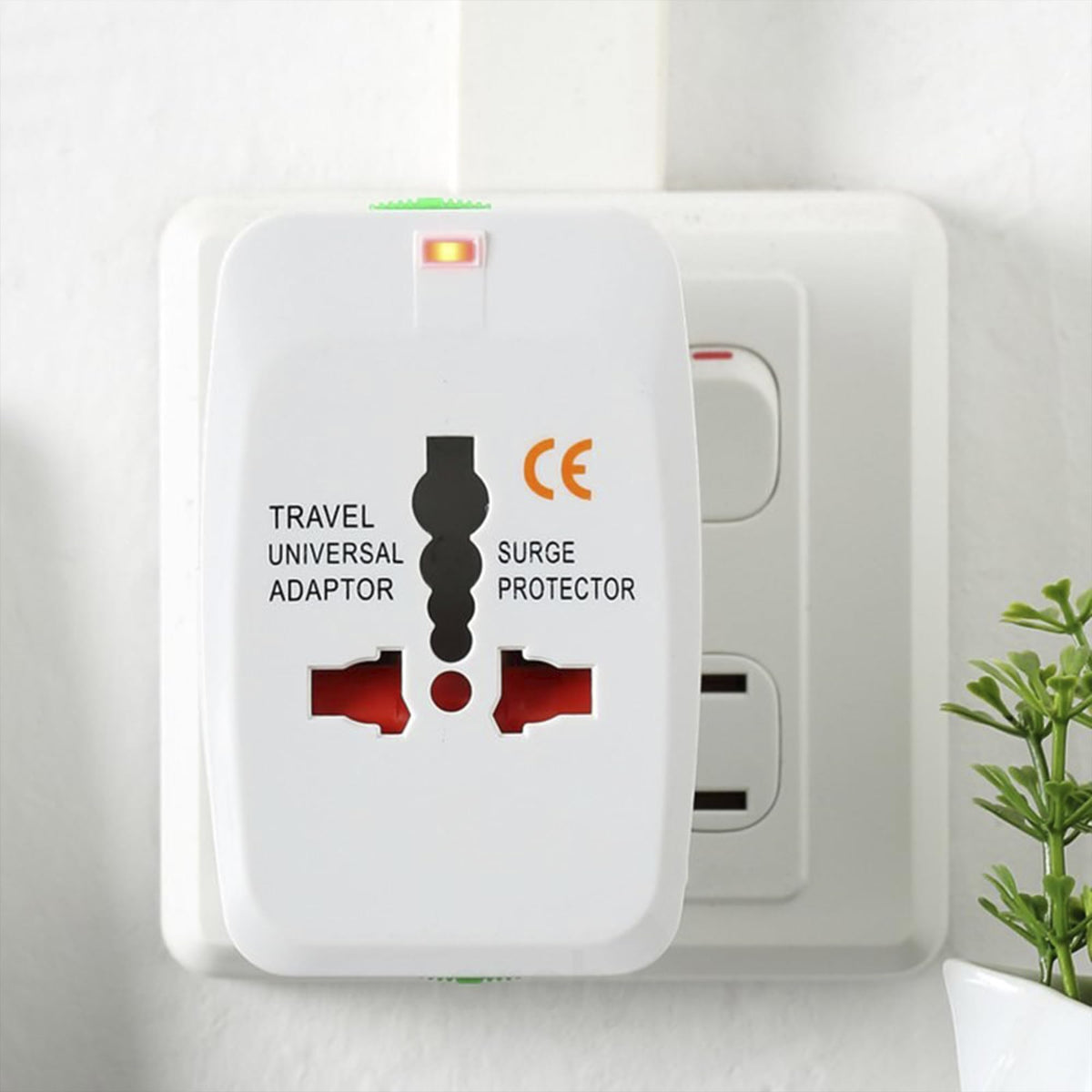 Adaptador Universal de Viaje con Puertos USB-A y USB-C